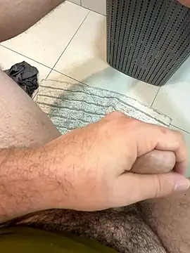 EngenheiroNovinho online show from January 13, 10:19 am