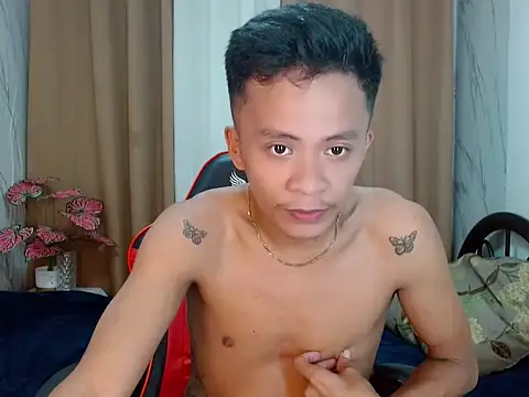 ur twinkKirk6969 online show from June 19, 5:29 pm
