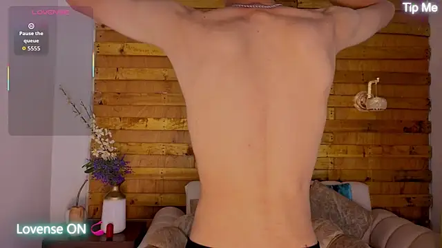 prettyboyy 13 online show from January 6, 7:29 pm