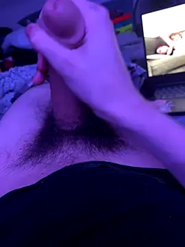 beastjohnson online show from December 23, 10:57 am