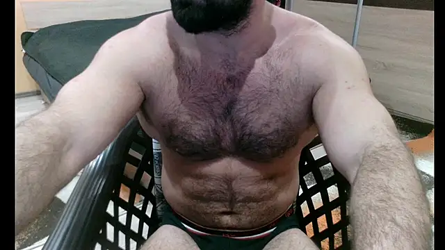 alieninhumanbody1 online show from December 16, 6:20 am