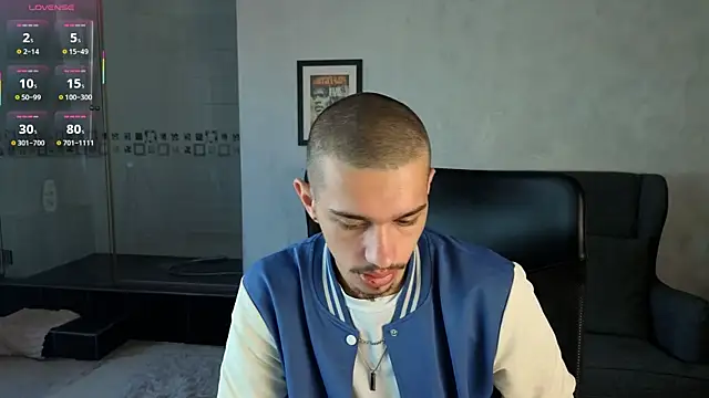 KaydenDrew online show from May 28, 4:43 am