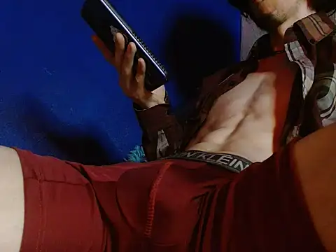 sk8-boy online show from December 22, 4:04 pm