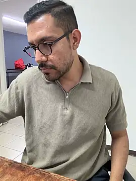 AdrianGarcia89 online show from July 7, 1:27 am