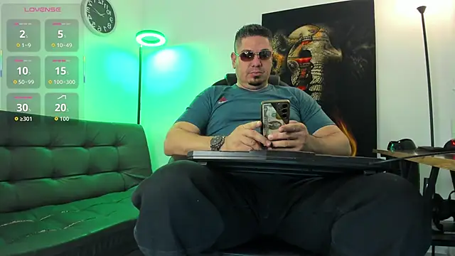 Dante Bellini online show from February 15, 3:20 pm