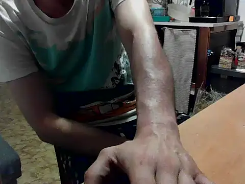PM12345A online show from August 6, 8:04 pm