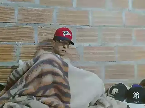 Alphamaster 92 online show from January 17, 12:30 pm