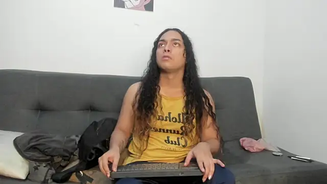 Foxxxy  love online show from January 7, 3:55 am