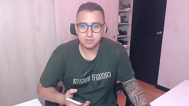 DanteVesper online show from April 16, 2:22 am