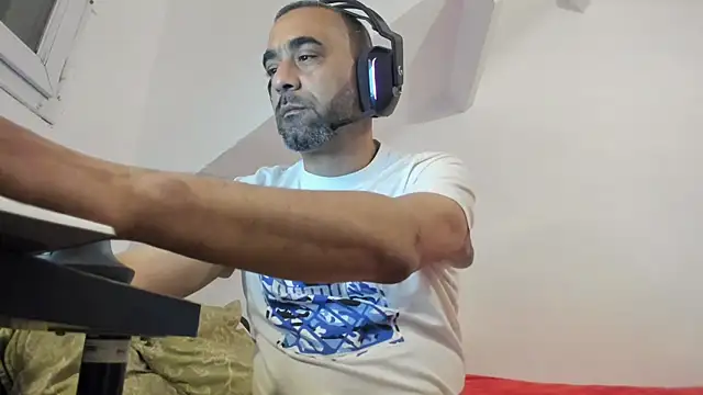 masterskorp online show from March 31, 7:37 pm