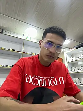 Latin Paisa Boy online show from February 9, 6:23 pm