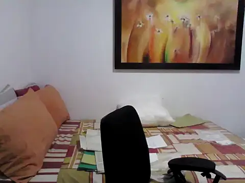 gonzzohunterr online show from April 18, 6:37 am