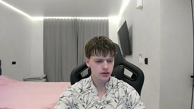 bonekoambalabu online show from April 4, 7:22 pm