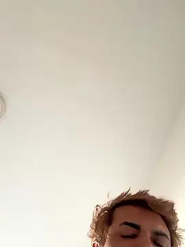 queerboth online show from January 14, 7:24 am