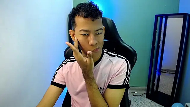 Tupac D online show from January 11, 5:44 am