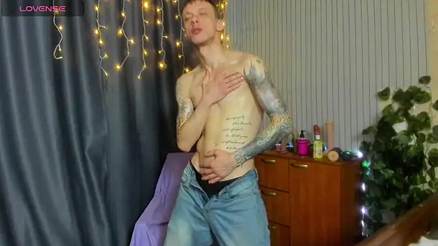 Jamie Inked online show from February 6, 7:55 pm