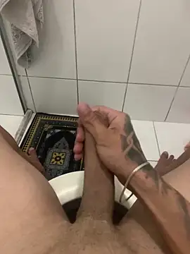 alenozin69 online show from March 22, 10:04 pm