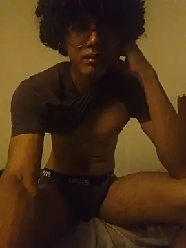 cutetwinkldr online show from January 14, 5:12 am