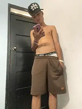 LosGansterBoys online show from January 6, 8:46 pm