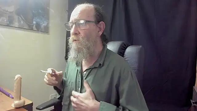 Uncle Hottie online show from April 4, 6:16 pm