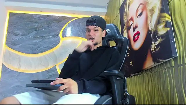 Lucas hot 20 online show from January 19, 8:05 am