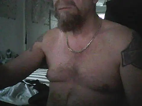 loudandproud online show from January 17, 5:21 am