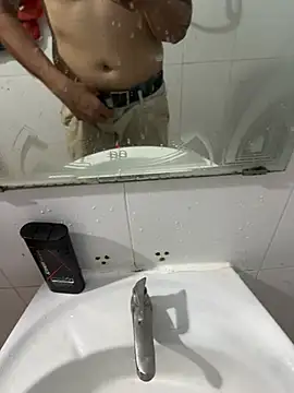 Ngoclinh555 online show from April 25, 10:29 am