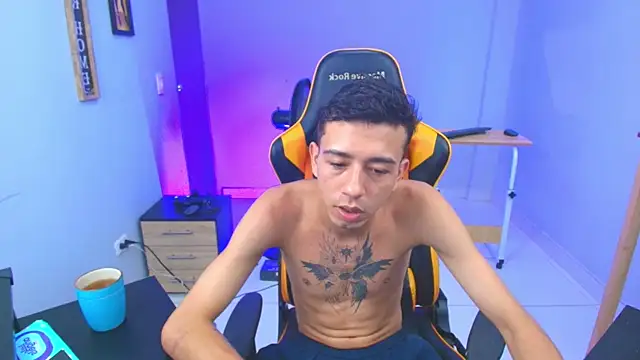 Saenz davis21 online show from January 7, 5:45 am