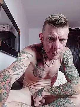 Der Schoene Penis online show from June 6, 3:29 pm