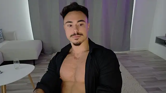 Master Lukas online show from May 9, 3:24 pm