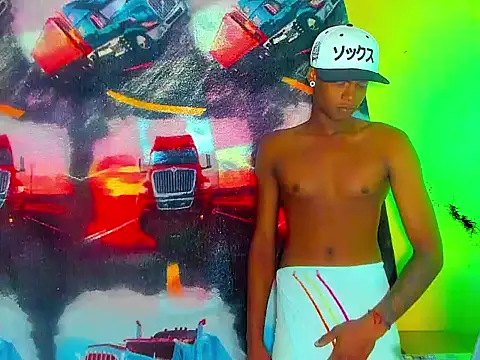 aunstin mohamme online show from April 11, 6:00 pm