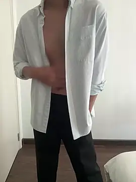 Dickieplay001 online show from April 5, 6:21 am