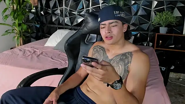 elliot colton online show from June 18, 8:14 pm