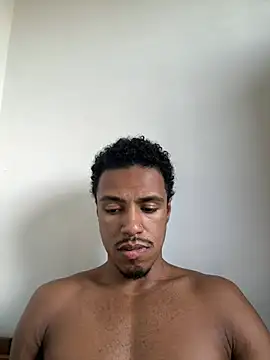 LorenzoBlack27 online show from May 29, 7:46 pm