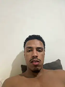 LorenzoBlack27 online show from May 8, 12:33 am