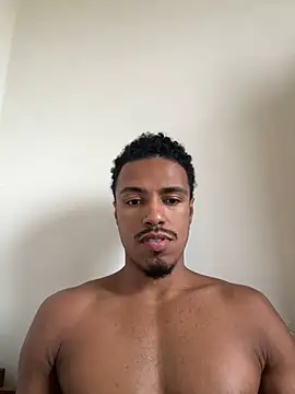 LorenzoBlack27 online show from May 19, 7:20 pm