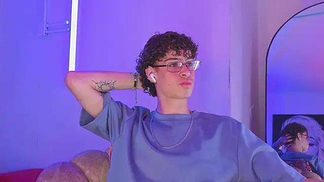 nova salvatore online show from April 6, 4:46 am