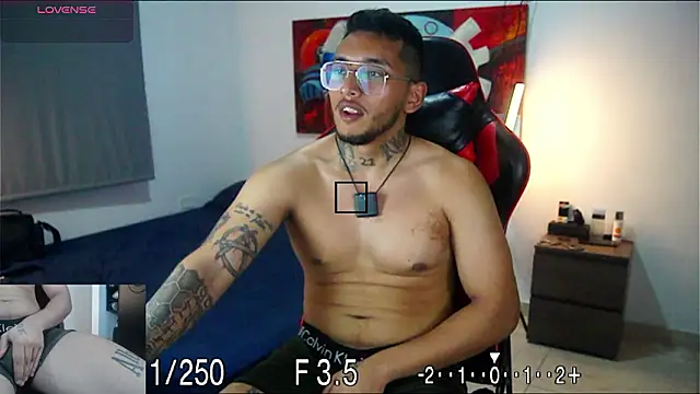 EvanVelvet online show from February 8, 2:50 am