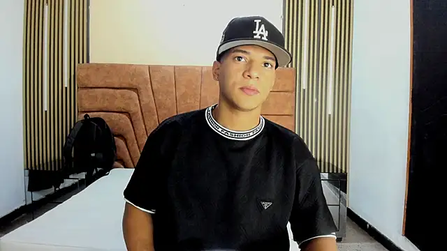 MATHY ROBERT online show from January 10, 10:14 pm