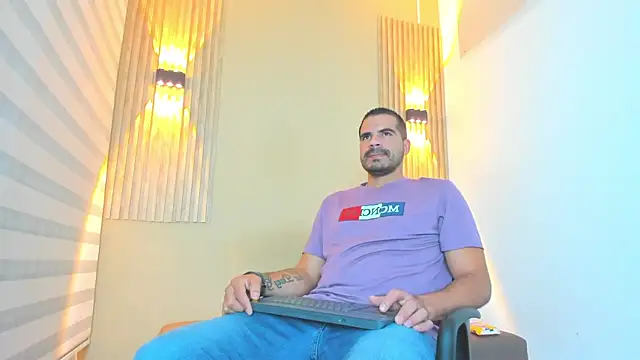 Arthur howard online show from January 13, 3:55 am