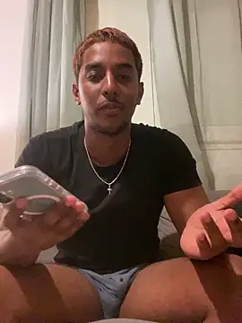 Axel black10 online show from February 5, 2:24 pm