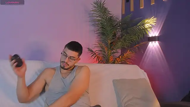 Jay Grip online show from April 7, 7:36 pm