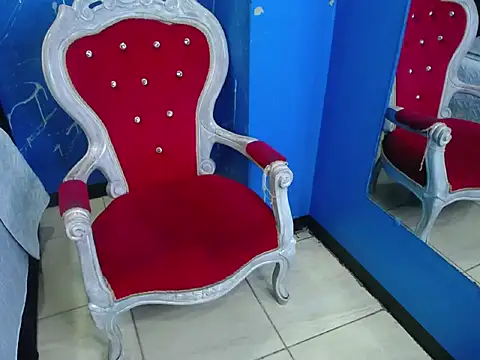 Iam Smith  online show from February 3, 6:22 am