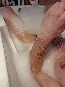 Masztisfiu2 online show from February 13, 7:25 am