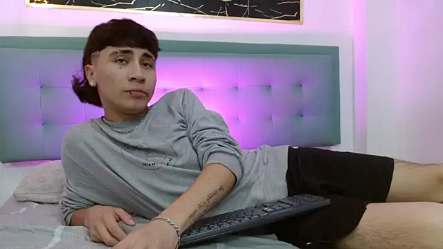 XanderGrey8 online show from February 10, 9:08 pm