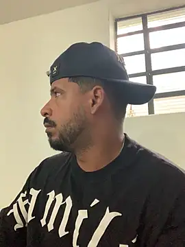 Sougenteboa1 online show from January 12, 7:18 pm