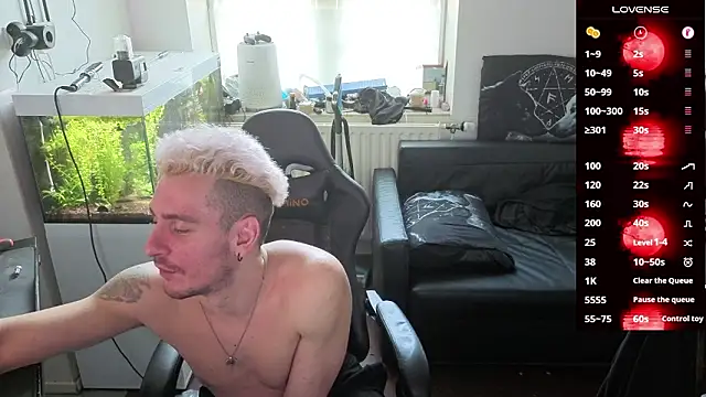 Rayzel White online show from March 18, 3:37 pm