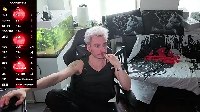 Rayzel White online show from April 18, 11:55 am