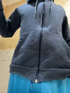 piccolo2002 online show from April 5, 7:27 am