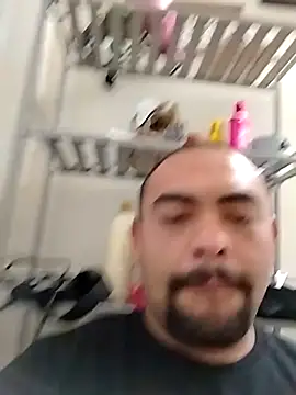 daringprince online show from February 15, 8:39 pm